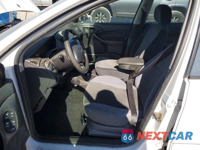Zdjęcie 7 z 12 samochodu: 2002 FORD FOCUS VIN:1FAFP34362W154388 - miniatura