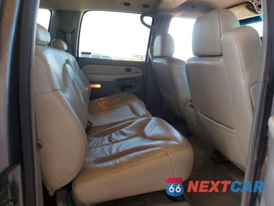 Zdjęcie 11 z 13 samochodu: 2001 GMC YUKON XL K1500 VIN:3GKFK16T21G271848 - miniatura
