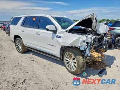Czwarte zdjęcie samochodu z boku: 2022 GMC YUKON DENALI VIN:1GKS2DKL6NR315118 - miniatura