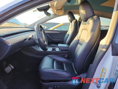 Zdjęcie 7 z 12 samochodu: 2023 TESLA MODEL Y VIN:7SAYGDEE3PF813017 - miniatura