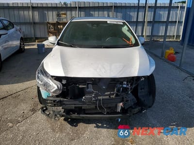 Piąte zdjęcie samochodu w środku: 2022 NISSAN VERSA SV VIN:3N1CN8EV1NL839461 - miniatura