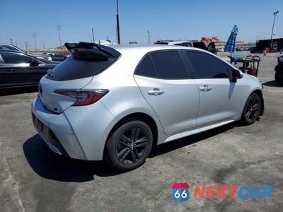 Trzecie zdjęcie samochodu z tyłu: 2022 TOYOTA COROLLA HATCHBACK SE VIN:JTND4MBE5N3150113 - miniatura