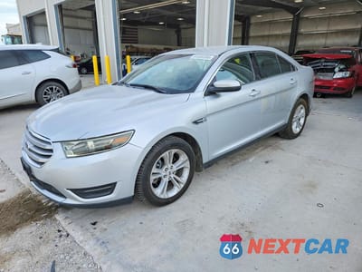2018 FORD TAURUS SEL 1FAHP2E81JG114080 - główne zdjęcie licytacji z USA - miniatura