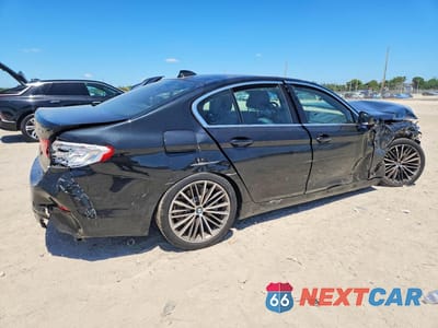 Trzecie zdjęcie samochodu z tyłu: 2019 BMW 530 XI VIN:WBAJA7C53KG912842 - miniatura