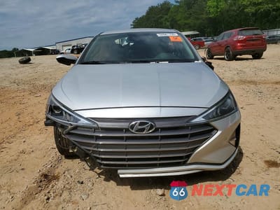 Piąte zdjęcie samochodu w środku: 2019 HYUNDAI ELANTRA SEL VIN:KMHD84LF8KU759150 - miniatura