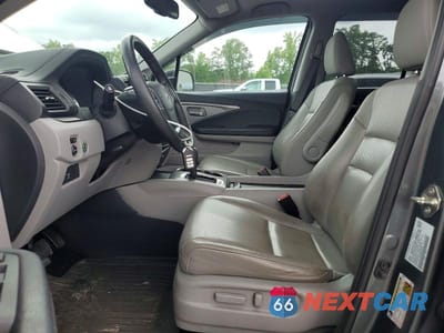 Zdjęcie 7 z 13 samochodu: 2019 HONDA RIDGELINE RTL VIN:5FPYK3F60KB025969 - miniatura