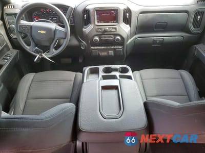Zdjęcie 8 z 12 samochodu: 2022 CHEVROLET SILVERADO C1500 CUSTOM VIN:1GCPABEK5NZ643500 - miniatura