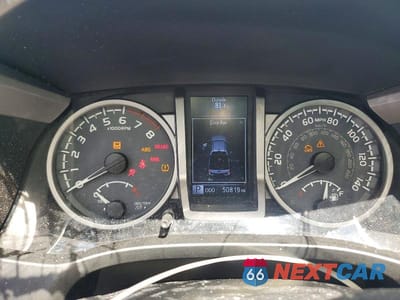 Zdjęcie 9 z 13 samochodu: 2019 TOYOTA TACOMA SR5 V6 VIN:3TMAZ5CN0KM103238 - miniatura