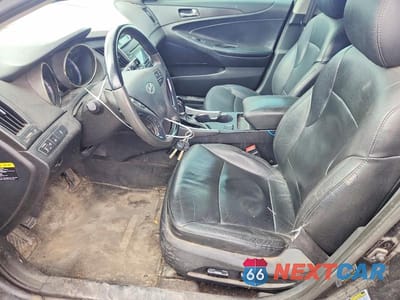 Zdjęcie 7 z 12 samochodu: 2013 HYUNDAI SONATA SE VIN:5NPEC4AC4DH747137 - miniatura