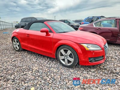 Czwarte zdjęcie samochodu z boku: 2008 AUDI TT 2.0T VIN:TRUMF38J281003671 - miniatura
