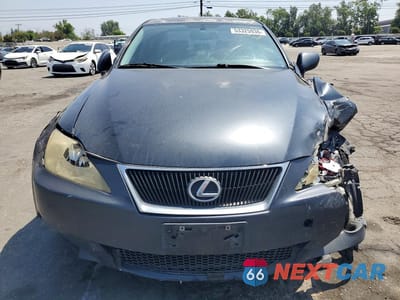 Piąte zdjęcie samochodu w środku: 2007 LEXUS IS 350 VIN:JTHBE262372012476 - miniatura