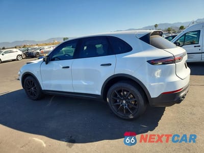 Drugie zdjęcie samochodu z przodu: 2022 PORSCHE CAYENNE VIN:WP1AA2AYXNDA01494 - miniatura
