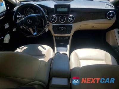 Zdjęcie 8 z 13 samochodu: 2015 MERCEDES-BENZ GLA 250 4MATIC VIN:WDCTG4GB2FJ117972 - miniatura