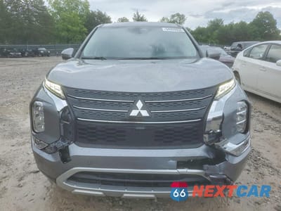Piąte zdjęcie samochodu w środku: 2024 MITSUBISHI OUTLANDER SE VIN:JA4J3VA85RZ038257 - miniatura
