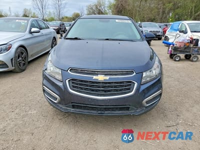 Piąte zdjęcie samochodu w środku: 2016 CHEVROLET CRUZE LIMITED LT VIN:1G1PE5SB3G7203938 - miniatura