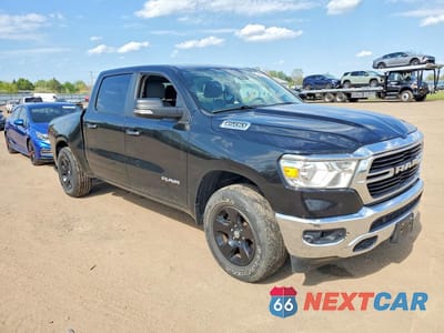 Czwarte zdjęcie samochodu z boku: 2019 RAM 1500 BIG HORN VIN:1C6RRFFG4KN803265 - miniatura