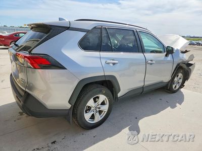 Trzecie zdjęcie samochodu z tyłu: 2019 TOYOTA RAV4 XLE VIN:2T3P1RFV3KW077849 - miniatura