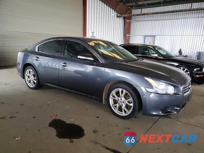 Czwarte zdjęcie samochodu z boku: 2012 NISSAN MAXIMA 3.5 S VIN:1N4AA5AP1CC865188 - miniatura
