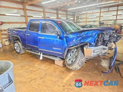 Czwarte zdjęcie samochodu z boku: 2017 GMC SIERRA K1500 SLT VIN:3GTU2NEC5HG371044 - miniatura