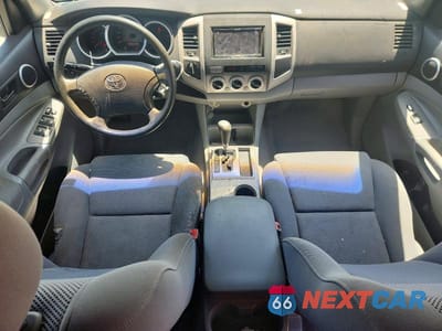 Zdjęcie 8 z 13 samochodu: 2008 TOYOTA TACOMA DOUBLE CAB VIN:3TMLU42N28M018039 - miniatura