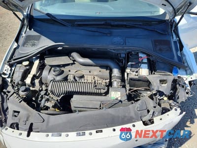 Zdjęcie 11 z 12 samochodu: 2013 VOLVO S60 T5 VIN:YV1612FH0D2171058 - miniatura