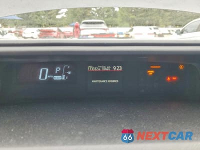 Zdjęcie 9 z 12 samochodu: 2016 TOYOTA PRIUS C TWO VIN:JTDKDTB31G1124949 - miniatura
