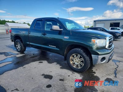 Czwarte zdjęcie samochodu z boku: 2011 TOYOTA TUNDRA DOUBLE CAB SR5 VIN:5TFUY5F1XBX182761 - miniatura
