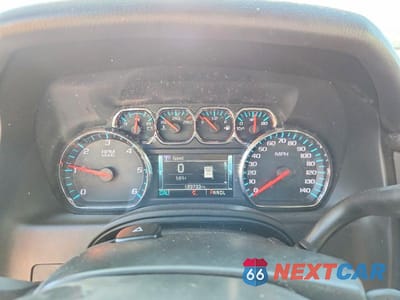 Zdjęcie 9 z 13 samochodu: 2019 CHEVROLET SUBURBAN K1500 LT VIN:1GNSKHKC7KR139914 - miniatura