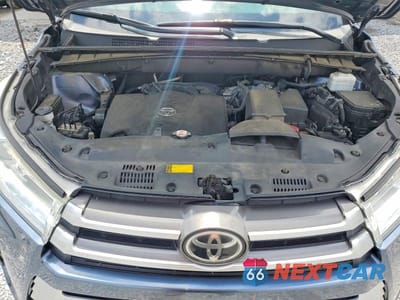 Zdjęcie 11 z 12 samochodu: 2019 TOYOTA HIGHLANDER XLE VIN:5TDKZRFH9KS326864 - miniatura