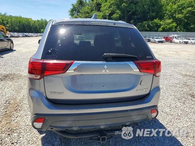 Zdjęcie 6 z 12 samochodu: 2018 MITSUBISHI OUTLANDER SE VIN:JA4AZ3A38JZ042458 - miniatura