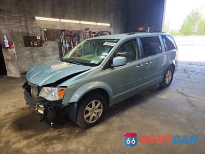 2008 CHRYSLER TOWN & COUNTRY TOURING 2A8HR54P88R696906 - główne zdjęcie licytacji z USA - miniatura