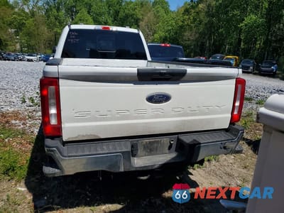 Zdjęcie 6 z 13 samochodu: 2025 FORD F350 SUPER DUTY VIN:1FT8W3BT5SEC22453 - miniatura