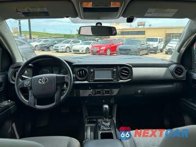 Zdjęcie 9 z 10 samochodu: 2016 TOYOTA TACOMA SR VIN:5TFAX5GN1GX064001 - miniatura
