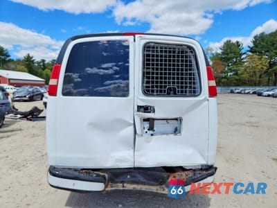 Zdjęcie 6 z 13 samochodu: 2010 CHEVROLET EXPRESS G1500 VIN:1GCUGADX3A1163862 - miniatura