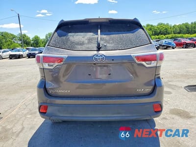 Zdjęcie 6 z 13 samochodu: 2015 TOYOTA HIGHLANDER XLE VIN:5TDJKRFH6FS104904 - miniatura