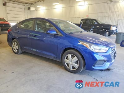 Czwarte zdjęcie samochodu z boku: 2019 HYUNDAI ACCENT SE VIN:3KPC24A37KE060701 - miniatura