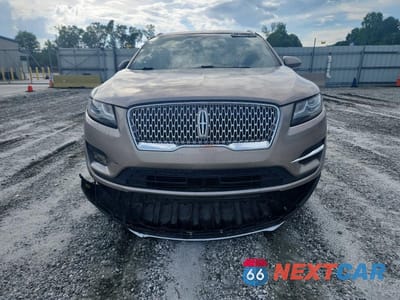 Piąte zdjęcie samochodu w środku: 2019 LINCOLN MKC VIN:5LMCJ1C93KUL17267 - miniatura