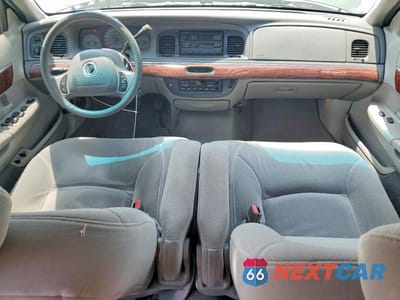 Zdjęcie 8 z 12 samochodu: 2002 MERCURY GRAND MARQUIS LS VIN:2MEFM75W32X654854 - miniatura
