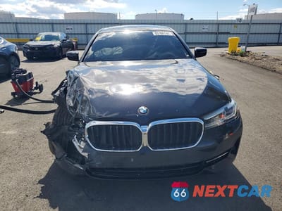 Piąte zdjęcie samochodu w środku: 2023 BMW 530XE VIN:WBA33AG01PCL69696 - miniatura