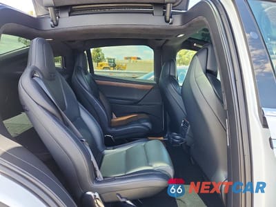 Zdjęcie 10 z 12 samochodu: 2019 TESLA MODEL X VIN:5YJXCBE21KF204225 - miniatura