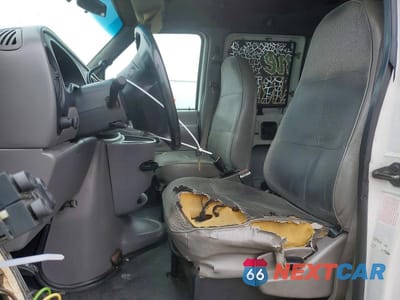 Zdjęcie 7 z 13 samochodu: 1997 FORD ECONOLINE E350 SUPER DUTY VIN:1FBJS31L9VHA26747 - miniatura
