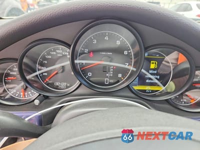 Zdjęcie 9 z 12 samochodu: 2012 PORSCHE PANAMERA 2 VIN:WP0AA2A79CL017651 - miniatura
