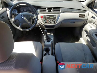 Zdjęcie 8 z 12 samochodu: 2006 MITSUBISHI LANCER ES VIN:JA3AJ26E66U044794 - miniatura