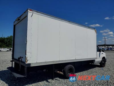 Trzecie zdjęcie samochodu z tyłu: 2014 FORD ECONOLINE E450 SUPER DUTY CUTAWAY VAN VIN:1FDXE4FS2EDA78596 - miniatura