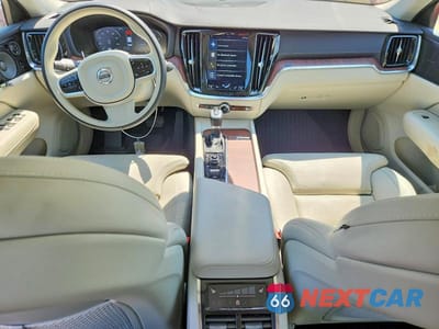 Zdjęcie 8 z 12 samochodu: 2019 VOLVO S60 T6 INSCRIPTION VIN:7JRA22TL1KG013013 - miniatura