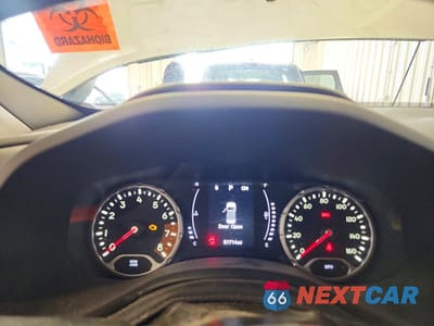 Zdjęcie 9 z 13 samochodu: 2020 JEEP RENEGADE LATITUDE VIN:ZACNJBBBXLPL55752 - miniatura