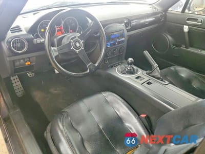 Zdjęcie 8 z 12 samochodu: 2006 MAZDA MX-5 MIATA VIN:JM1NC25FX60117907 - miniatura
