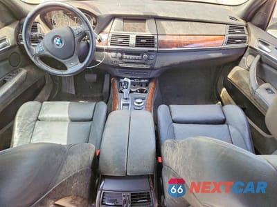 Zdjęcie 8 z 13 samochodu: 2009 BMW X5 VIN:5UXFE43579L273487 - miniatura