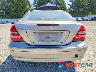 Zdjęcie 6 z 12 samochodu: 2004 MERCEDES-BENZ C 320 VIN:WDBRF64J54F509952 - miniatura