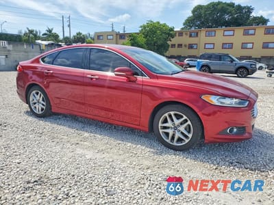 Czwarte zdjęcie samochodu z boku: 2015 FORD FUSION SE VIN:3FA6P0HD0FR123759 - miniatura